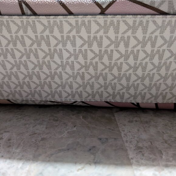 RARE WHITE KORS MK Michael Kors Limited Edition WHITE Tote-Pristine Condition - Picture 3 of 7